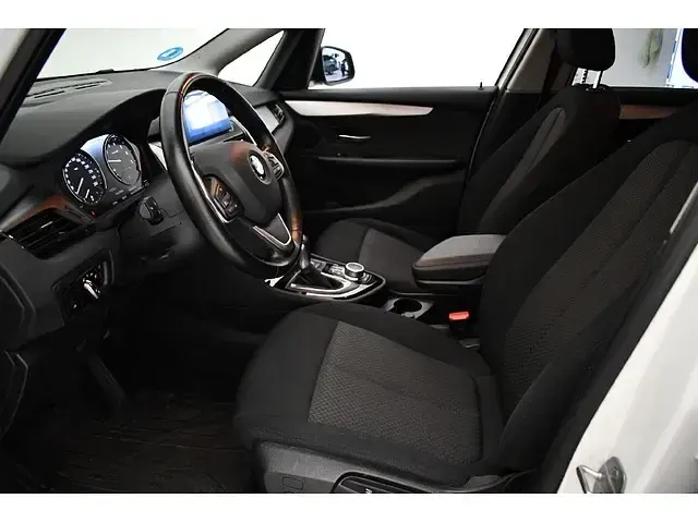Usado BMW 225 iPerformance 224 CV (164 kW) 2020 Blanco Monovolumen