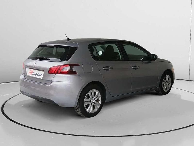 Usado Peugeot 308 Allure 111 CV (81 kW) 2020 Blanco Utilitario