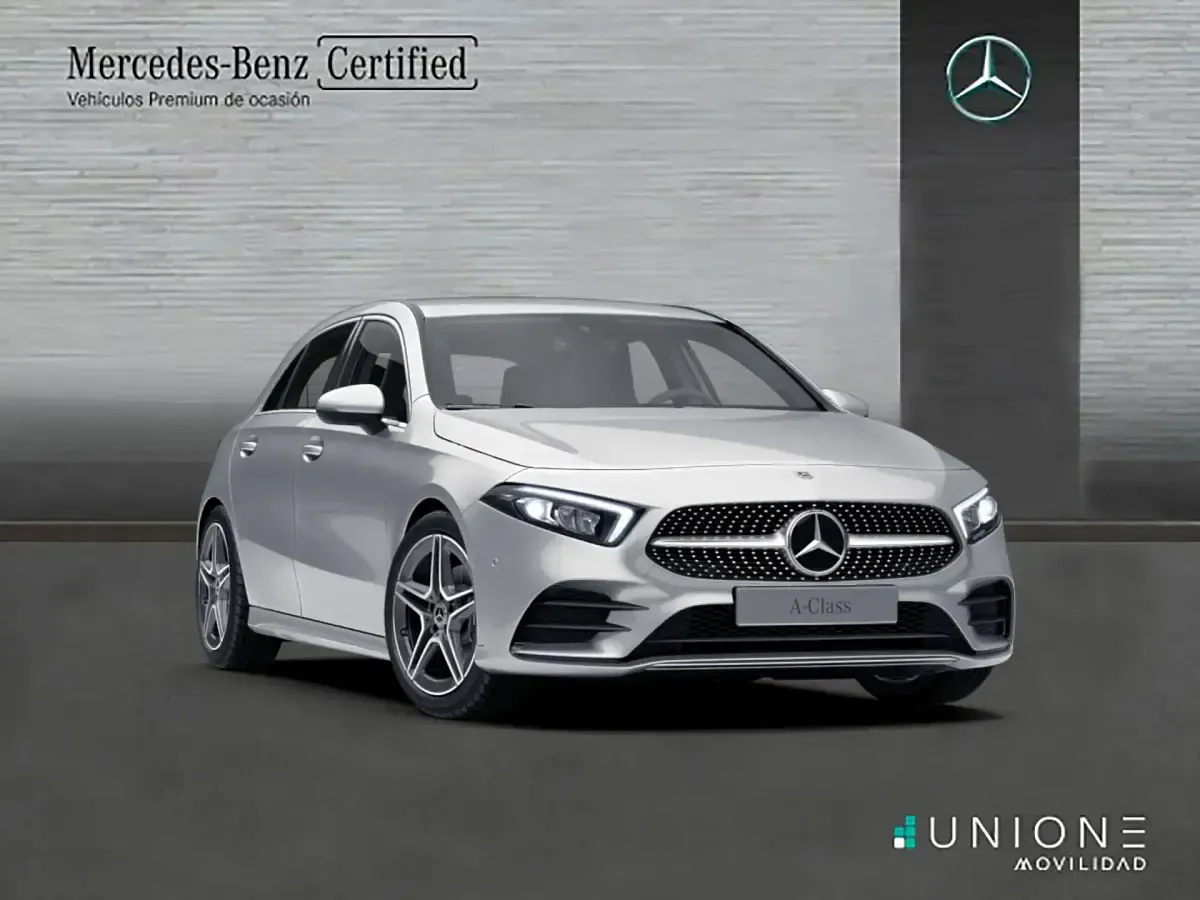 Usado Mercedes A180 116 CV (85 kW) 2021 Gris