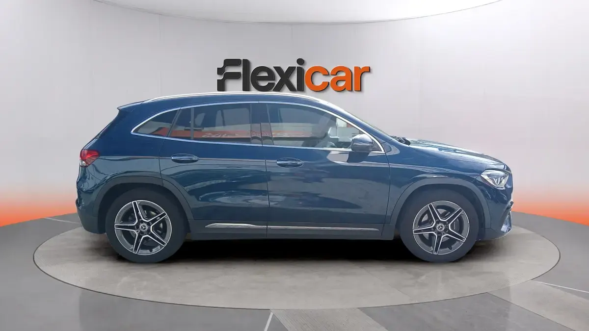 Usado Mercedes GLA200 163 CV (119 kW) 2022 Azul SUV