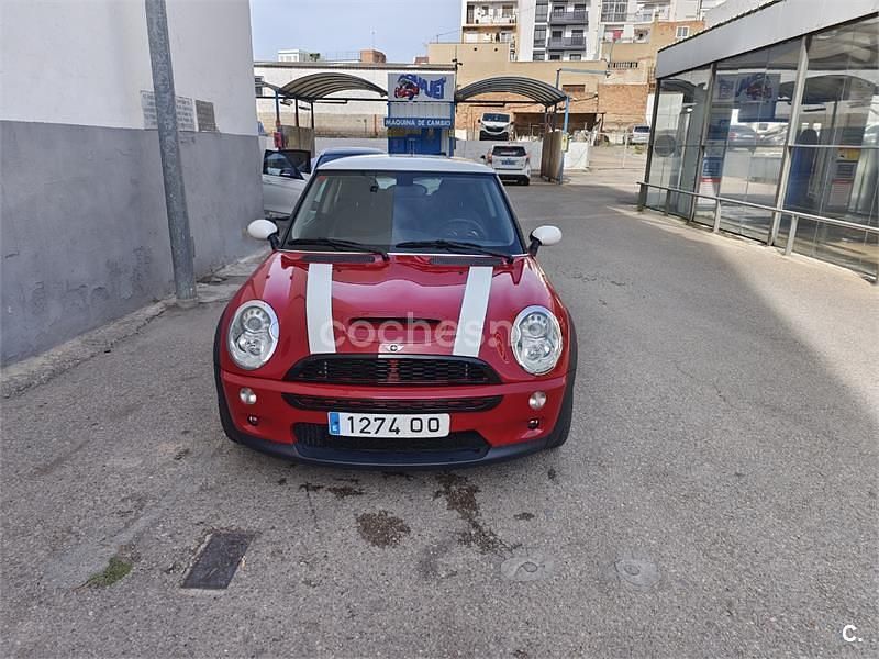 Usado Mini John Cooper Works 210 CV (154 kW) 2005 Rojo Utilitario