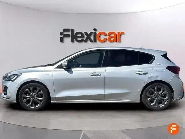 Usado Ford Focus ST-Line 155 CV (114 kW) 2023 Gris Berlina