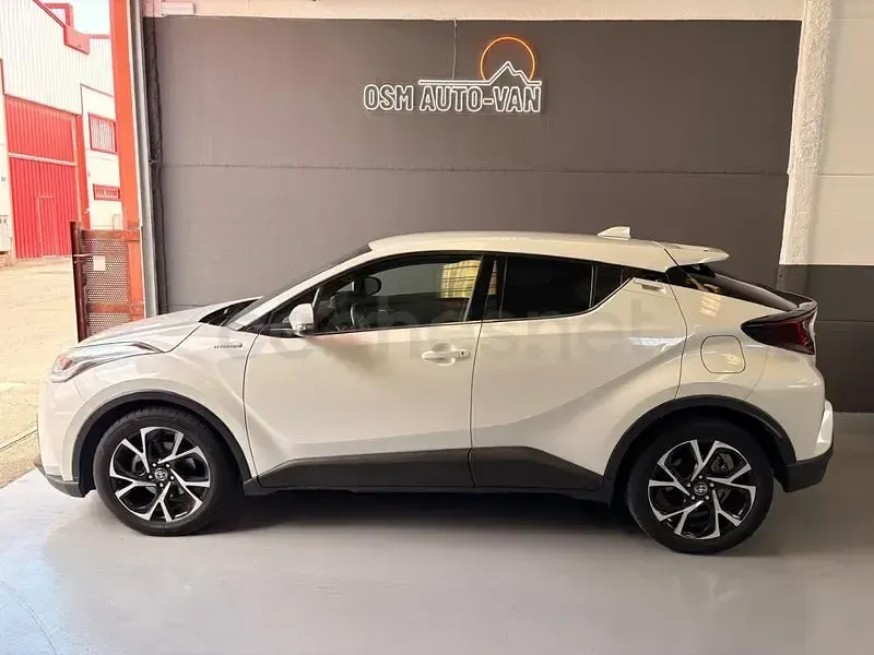Usado Toyota C-HR Advance 122 CV (89 kW) 2020 Blanco SUV