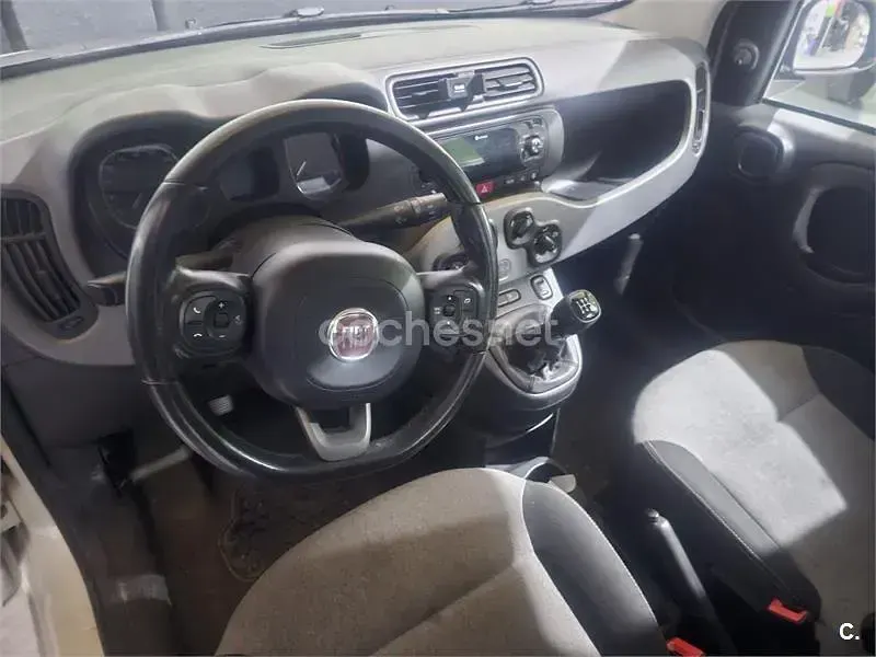 Usado Fiat Panda Lounge 69 CV (50 kW) 2019 Blanco Utilitario