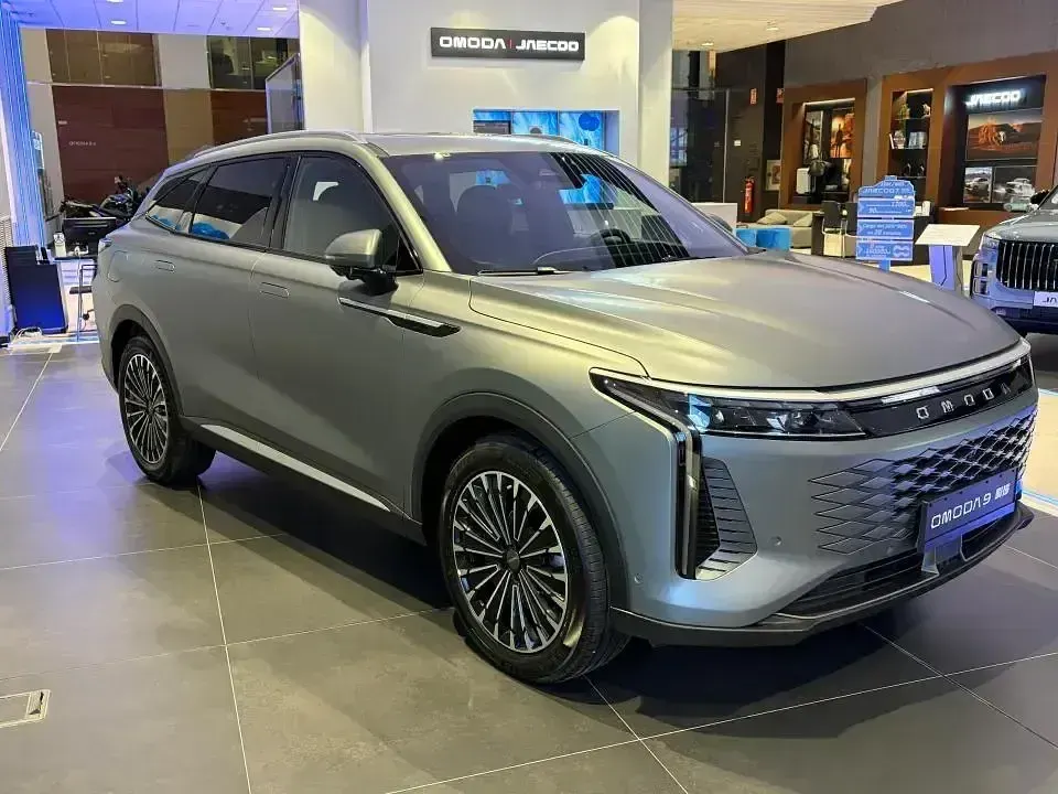 Nuevo Omoda 9 537 CV (394 kW) 2026 Gris SUV