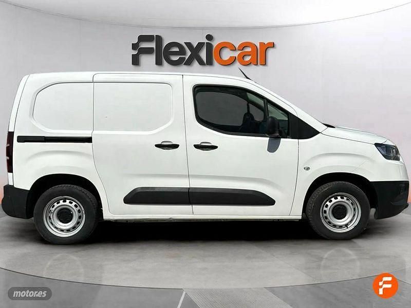 Usado Toyota Proace City City 102 CV (75 kW) 2020 Blanco Monovolumen