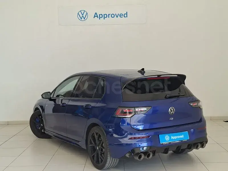 Usado VW Golf VIII R 333 CV (244 kW) 2025 Azul Berlina