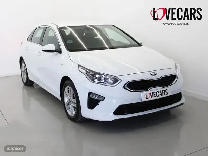 Usado Kia Ceed 120 CV (88 kW) 2021 Blanco Utilitario