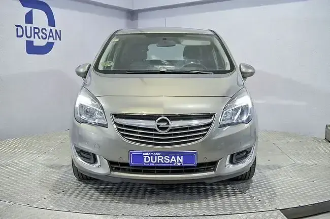 Usado Opel Meriva Selective 140 CV (102 kW) 2015 Marrón Monovolumen