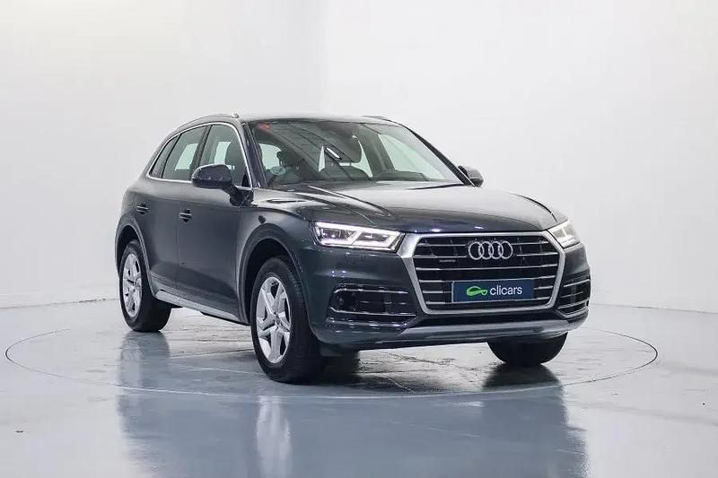Begagnad Audi Q5 Design 190 HK (139 kW) 2019 Grön SUV
