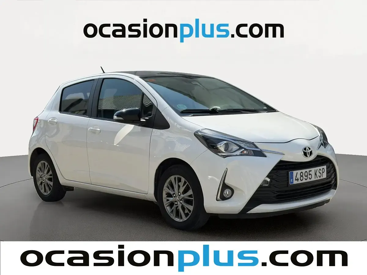 Usado Toyota Yaris Active 111 CV (81 kW) 2018 Blanco Utilitario