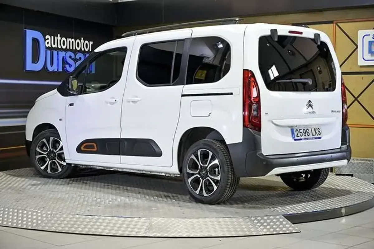 Usado Citroën e-Berlingo Shine 131 CV (96 kW) 2020 Blanco Monovolumen