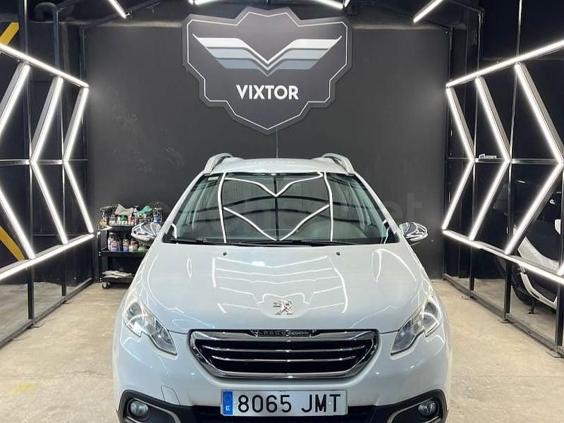 Usado Peugeot 2008 Style 110 CV (80 kW) 2016 Blanco SUV