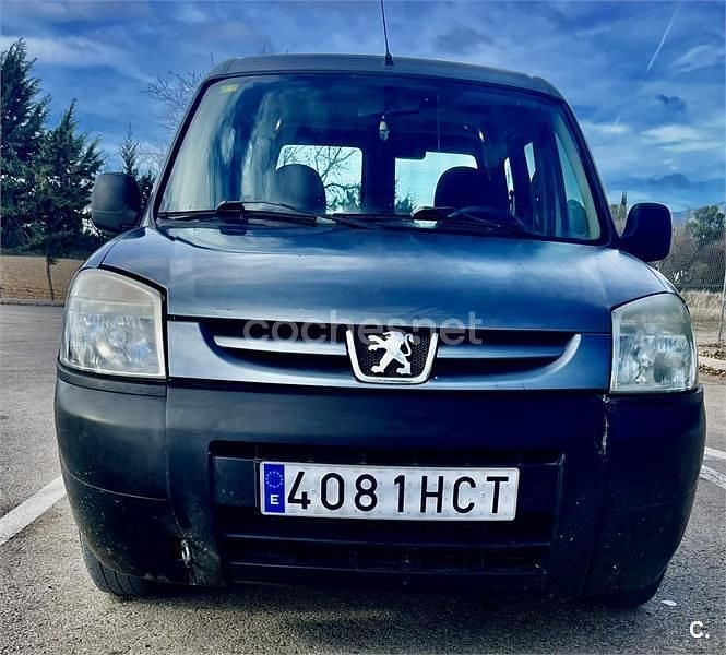 Gris / plata Usado 2011 Peugeot Partner Monovolumen | 2800 € - Imagen 1/4