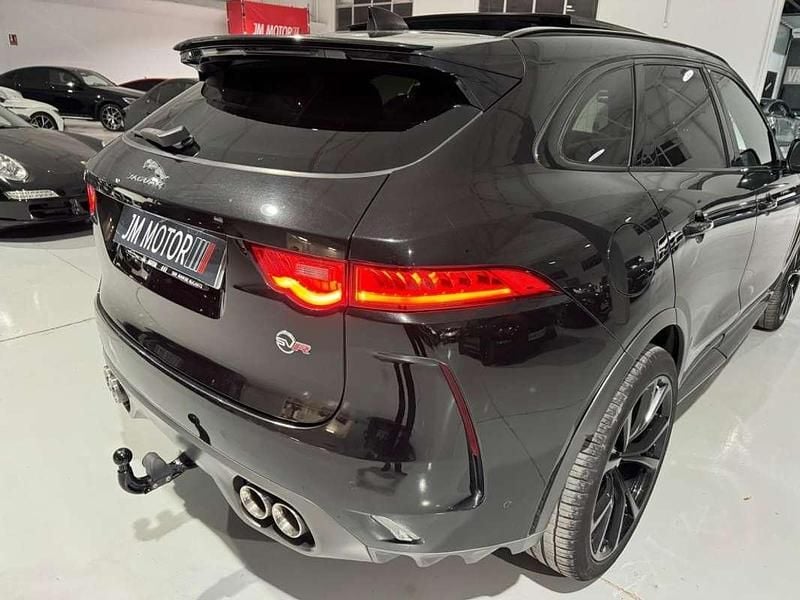 Usado Jaguar F-Pace SVR 551 CV (405 kW) 2019 Negro SUV