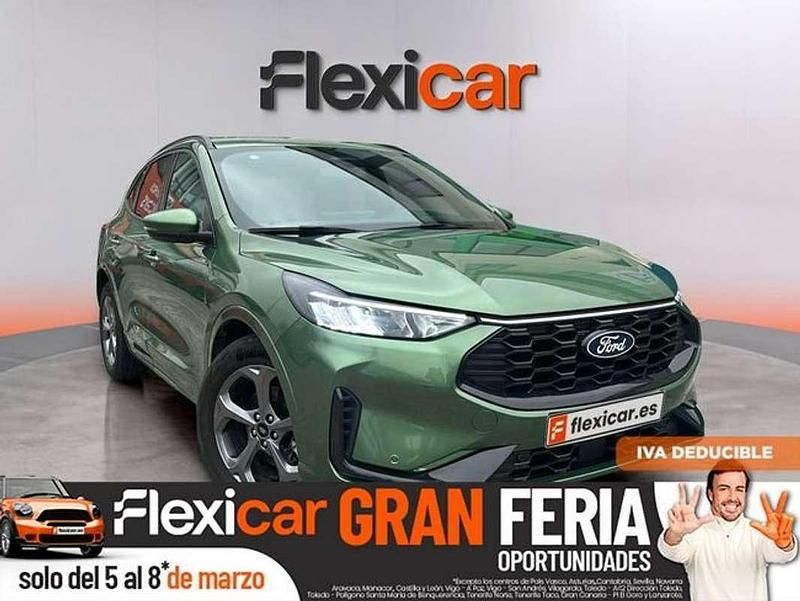 Usado Ford Kuga ST-Line 150 CV (110 kW) 2025 Verde SUV
