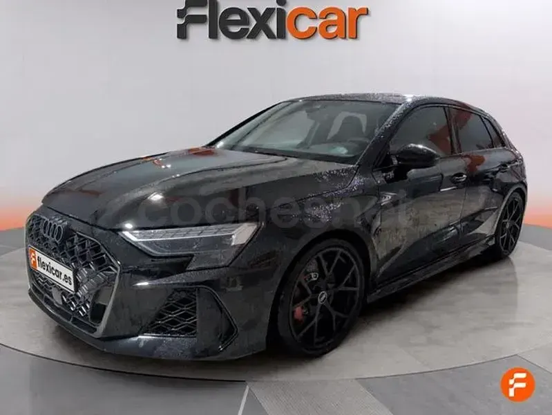 Usado Audi RS3 400 CV (294 kW) 2025 Negro Berlina