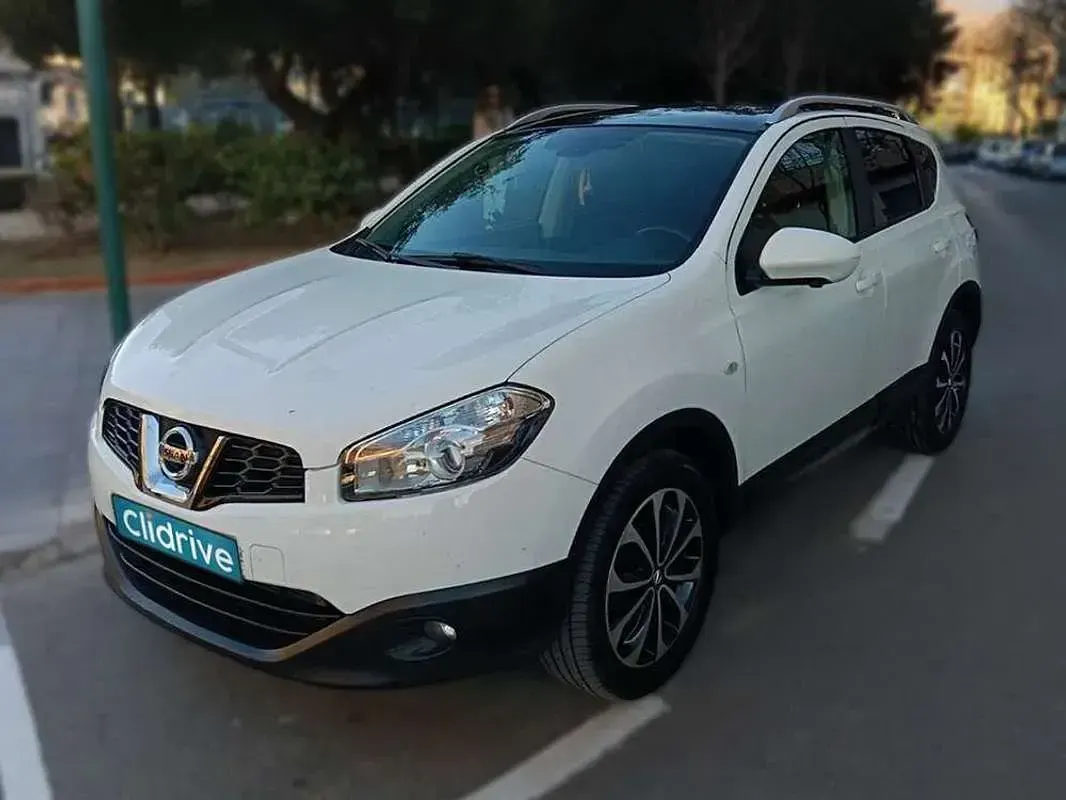 Usado Nissan Qashqai Tekna 150 CV (110 kW) 2012 Blanco SUV