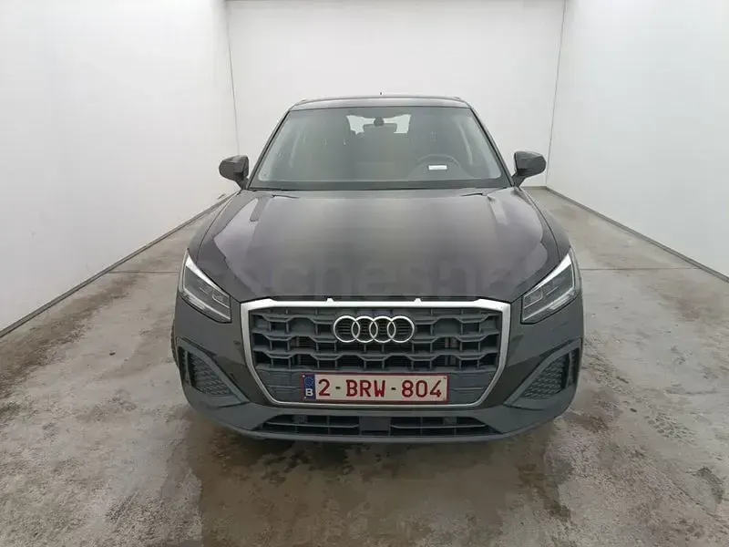 Usado Audi Q2 Advanced Plus 116 CV (85 kW) 2022 Negro SUV