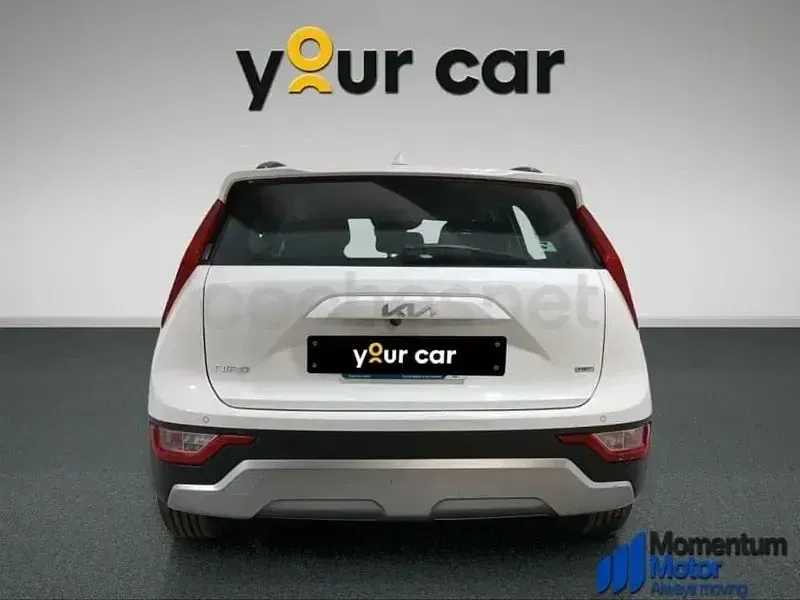 Usado Kia Niro 141 CV (103 kW) 2022 Blanco SUV