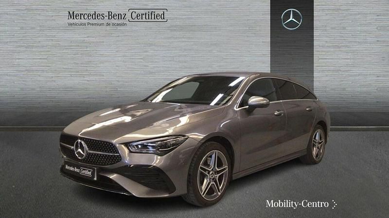 Gris Usado 2025 Mercedes CLA250 Shooting Brake Familiar | 50.900 € - Imagen 1/4