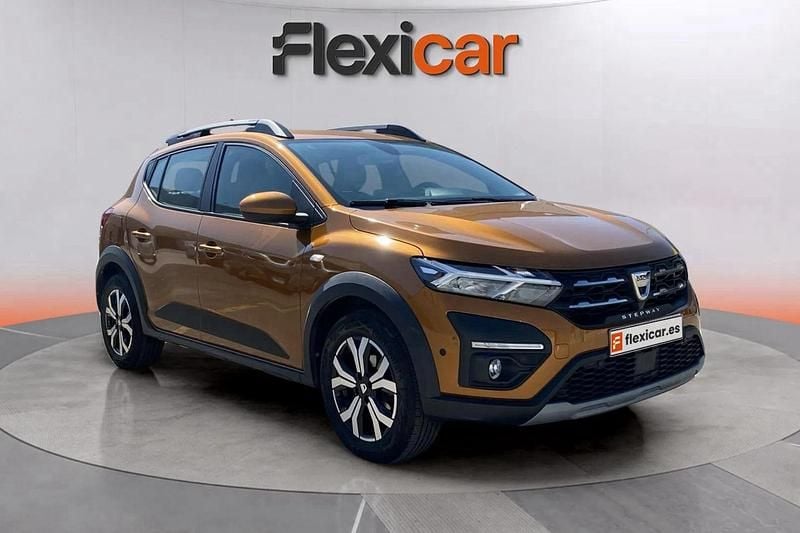 Naranja Usado 2022 Dacia Sandero Comfort Utilitario | 12.990 € (Precio justo) - Imagen 1/4