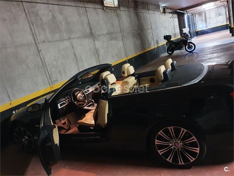 Usado BMW 320 Cabriolet 170 CV (125 kW) 2009 Negro Descapotable