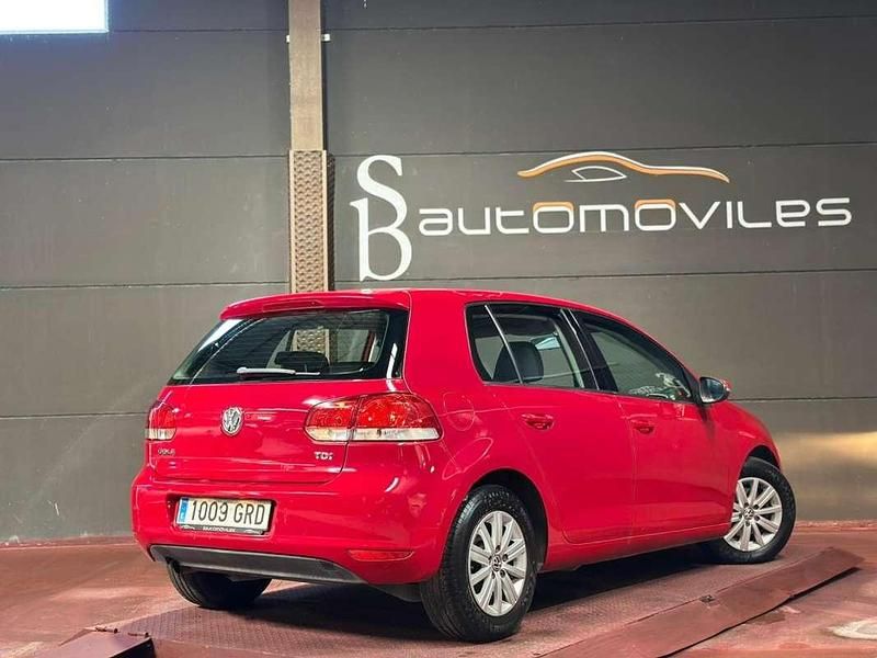 Usado VW Golf VI Advance 105 CV (77 kW) 2009 Rojo Utilitario