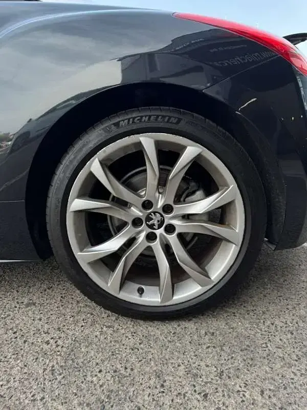 Usado Peugeot RCZ 156 CV (114 kW) 2013 Negro Coupe