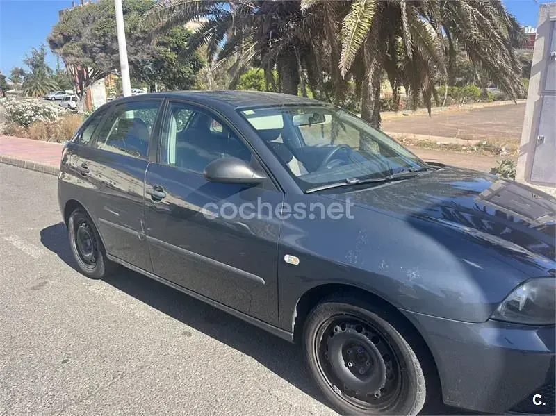 Usado Seat Ibiza Reference 85 CV (62 kW) 2007 Negro Utilitario