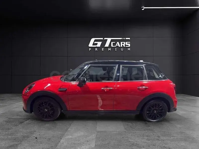 Usado Mini Cooper 136 CV (100 kW) 2023 Rojo Utilitario