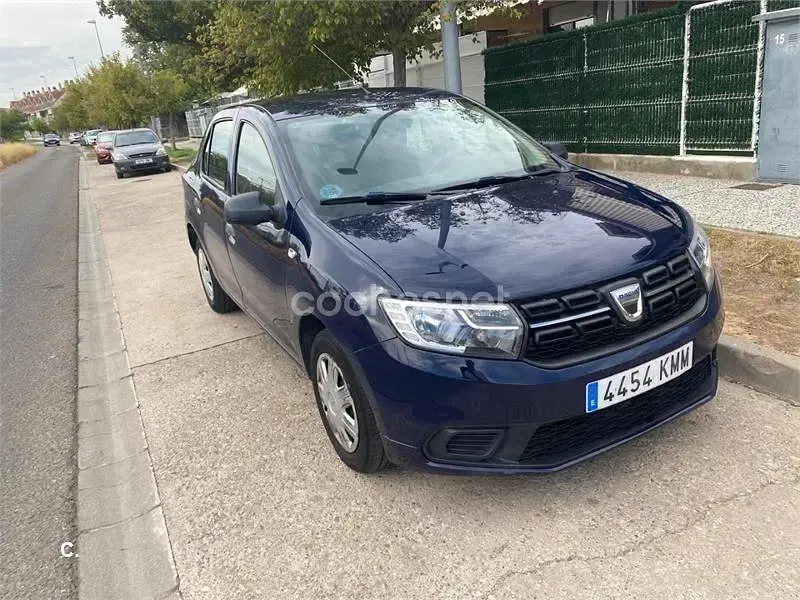 Usado Dacia Logan Ambiance 73 CV (53 kW) 2018 Azul Berlina