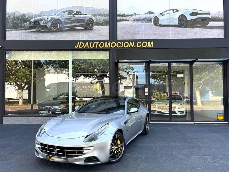 Usado Ferrari FF 660 CV (485 kW) 2016 Gris / plata Familiar