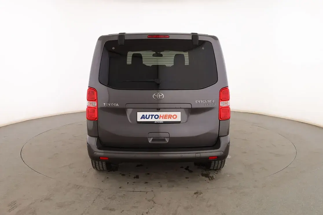 Usado Toyota Proace Verso 177 CV (130 kW) 2020 Gris Familiar