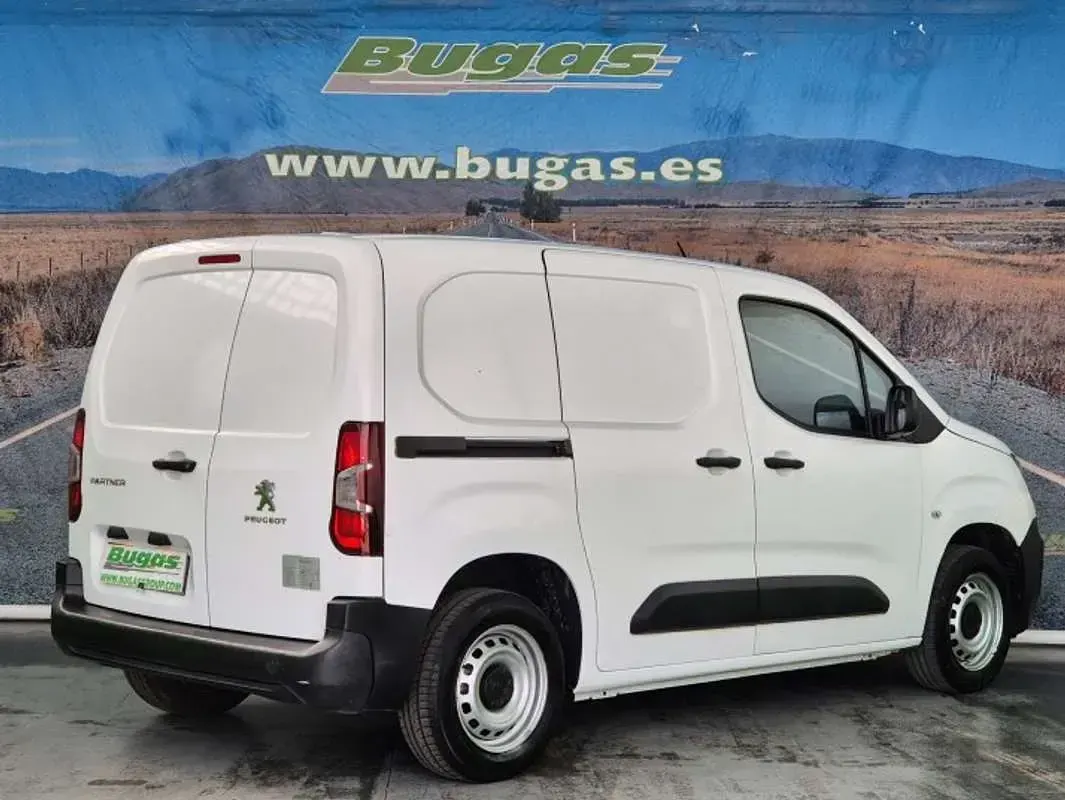 Usado Peugeot Partner 101 CV (74 kW) 2021 Monovolumen