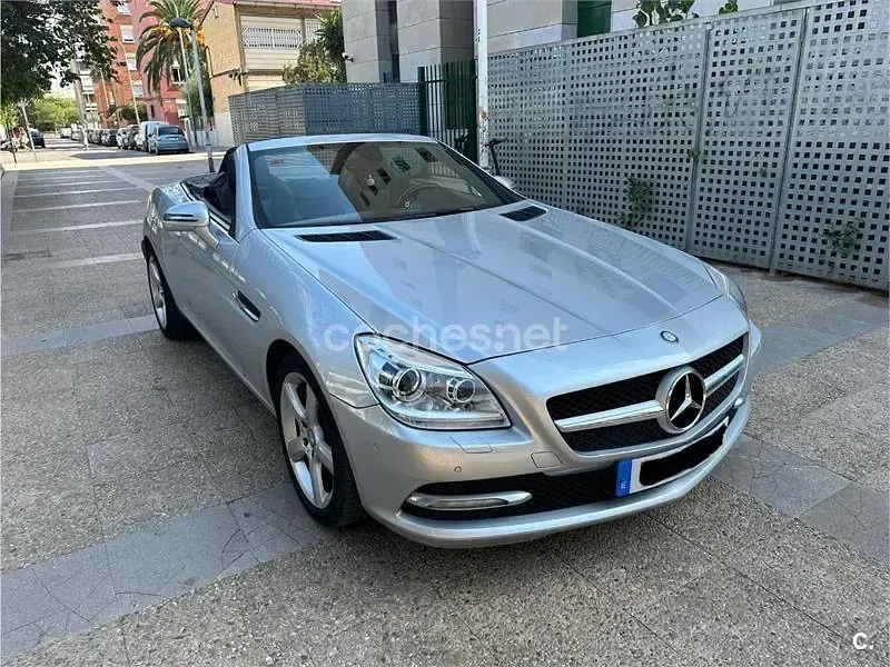 Usado Mercedes SLK200 184 CV (135 kW) 2011 Gris / plata Descapotable