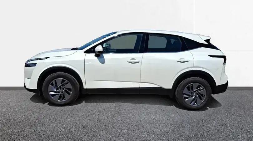 Usado Nissan Qashqai Acenta 140 CV (102 kW) 2023 Lunar white (perlada) SUV