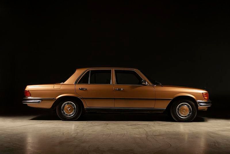 Marron Usado 1976 Mercedes 350 SE | 19.900 € - Imagen 1/4
