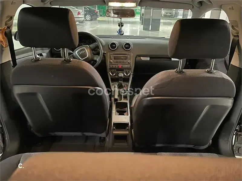 Usado Audi A3 Attraction 140 CV (102 kW) 2007 Negro Utilitario