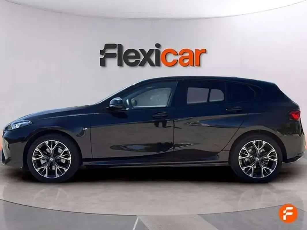 Usado BMW 116 150 CV (110 kW) 2025 Negro Utilitario