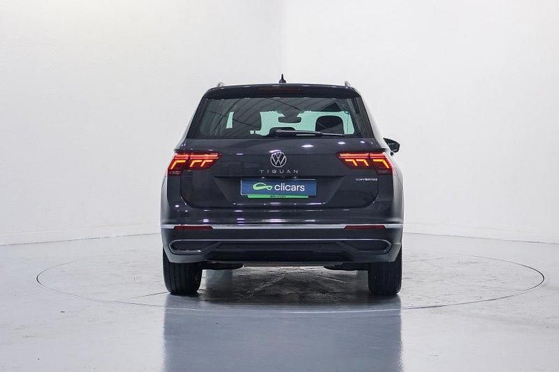 Usado VW Tiguan Life 245 CV (180 kW) 2022 Blanco SUV