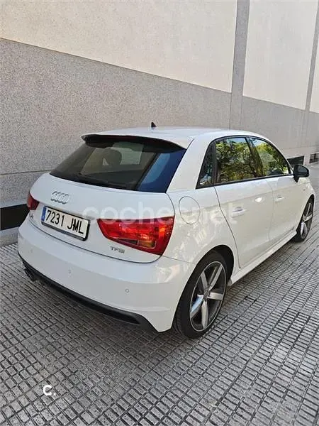 Usado Audi A1 Sportback 125 CV (91 kW) 2016 Blanco Utilitario