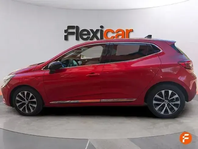 Usado Renault Clio Techno 90 CV (66 kW) 2023 Rojo Utilitario