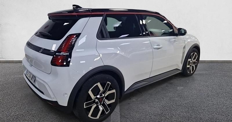 Usado Renault 5 E-Tech Techno 110 kW (150 CV) 2025