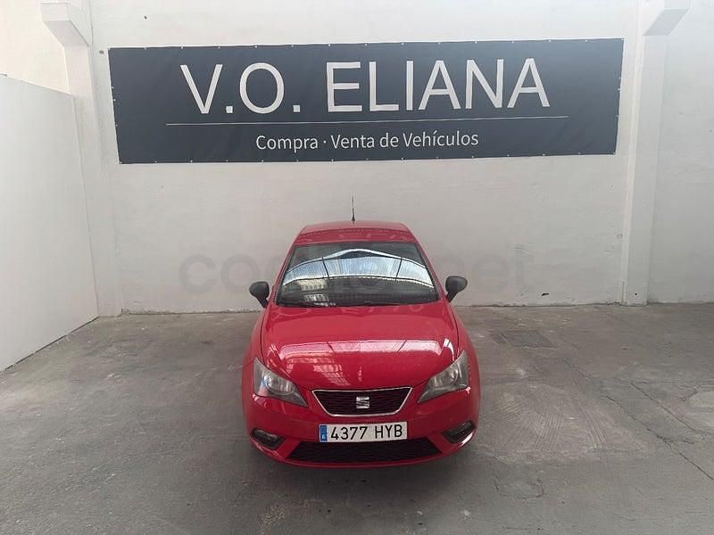 Usado Seat Ibiza Style 85 CV (62 kW) 2014 Rojo Berlina