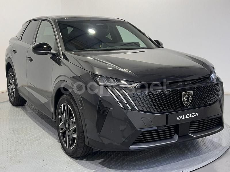 Nuevo Peugeot 3008 Allure 145 CV (106 kW) 2025 Gris / plata SUV