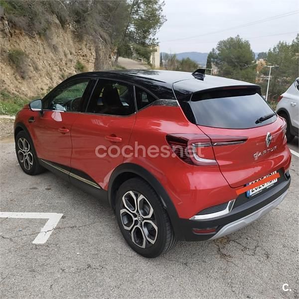Usado Renault Captur Techno 140 CV (102 kW) 2022 Granate SUV