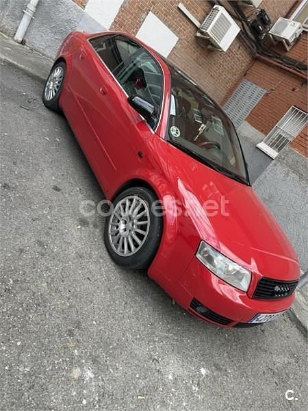 Usado Audi A4 150 CV (110 kW) 2002 Rojo Berlina