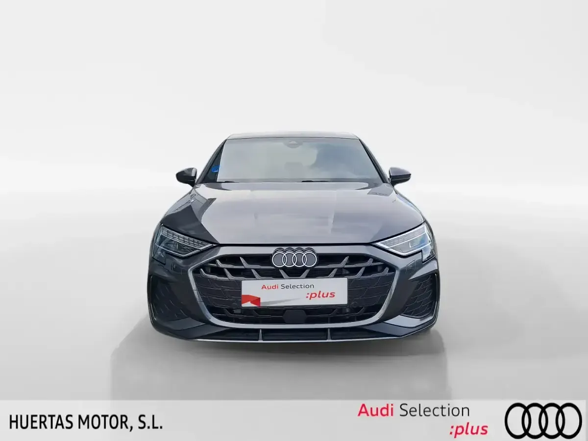 Usado Audi A3 204 CV (150 kW) 2025 Gris Berlina