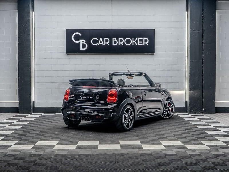 Usado Mini John Cooper Works Cabriolet 231 CV (169 kW) 2017 Negro Descapotable